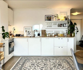 Cosy Room 10M to Oslo S ONLY WOMEN